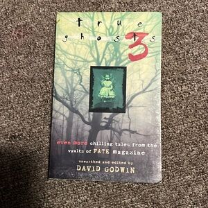 📚True Ghosts 3